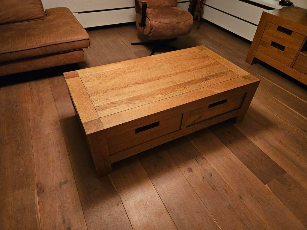 Houten salontafel met twee lades, Huis en Inrichting, Ophalen, 100 tot 150 cm, 50 tot 100 cm, Minder dan 50 cm