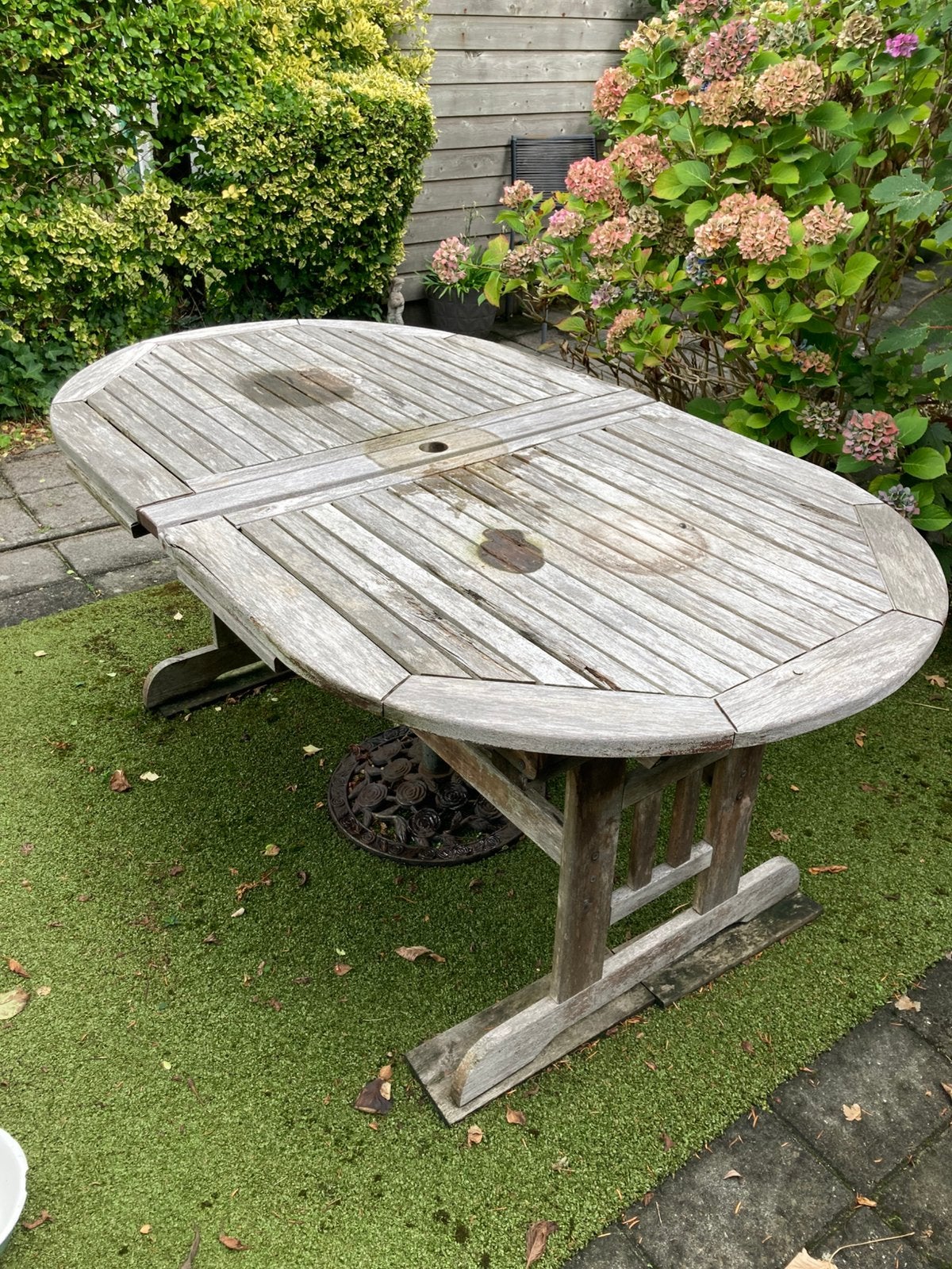 GRATIS TUINTAFEL, Ophalen, Gebruikt, Ovaal, Hout