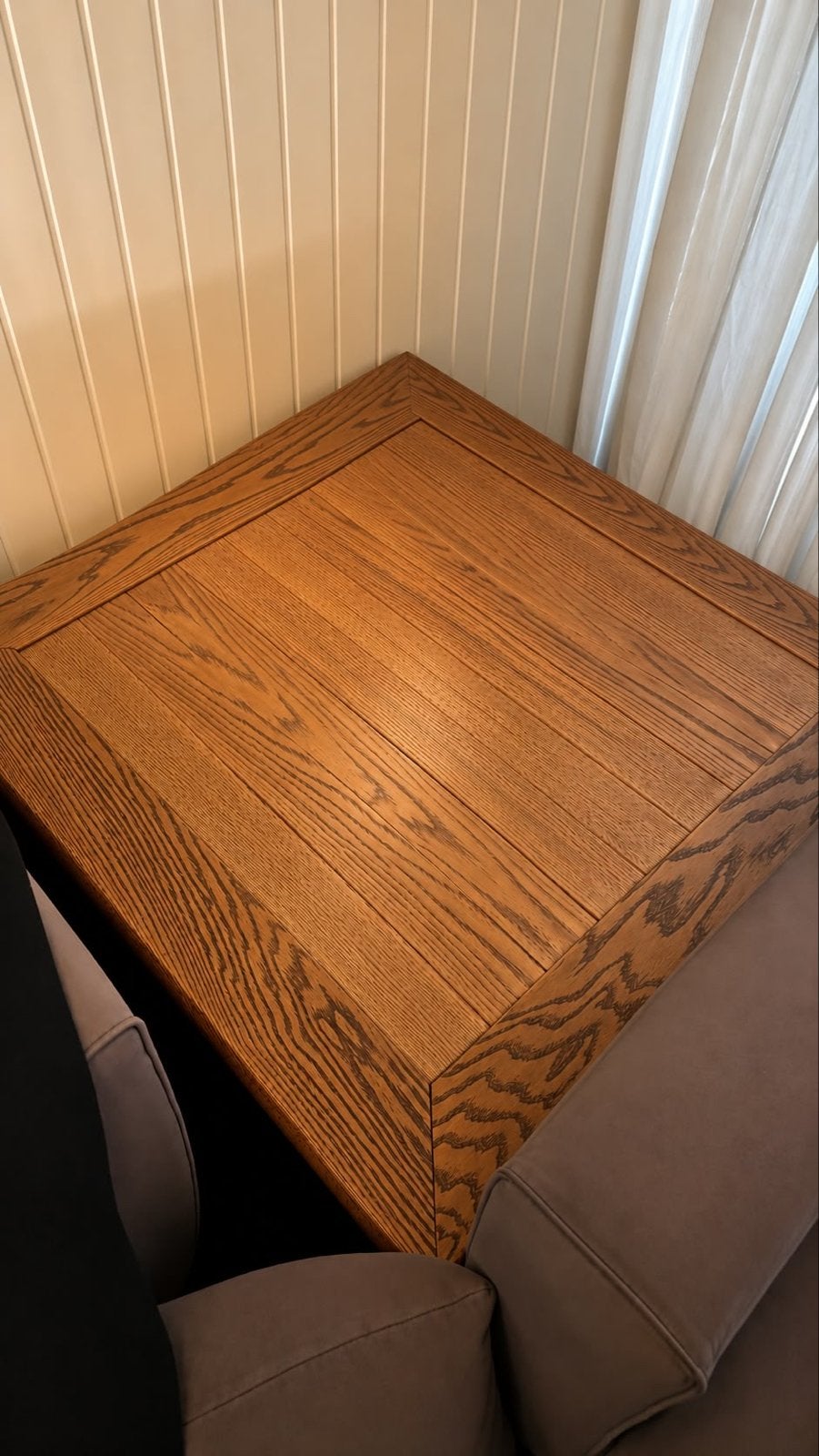 Massief Eiken Salontafel - Robuust en Stijlvol, Zo goed als nieuw, 5 – 50, Eikenhout, Vierkant