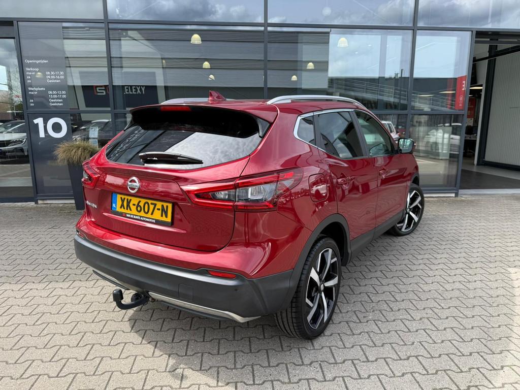 Nissan Qashqai 1.2 Tekna *Stoelverwarming & Trekhaak*, Voorwielaandrijving, Gebruikt, Euro 6, 4 cilinders