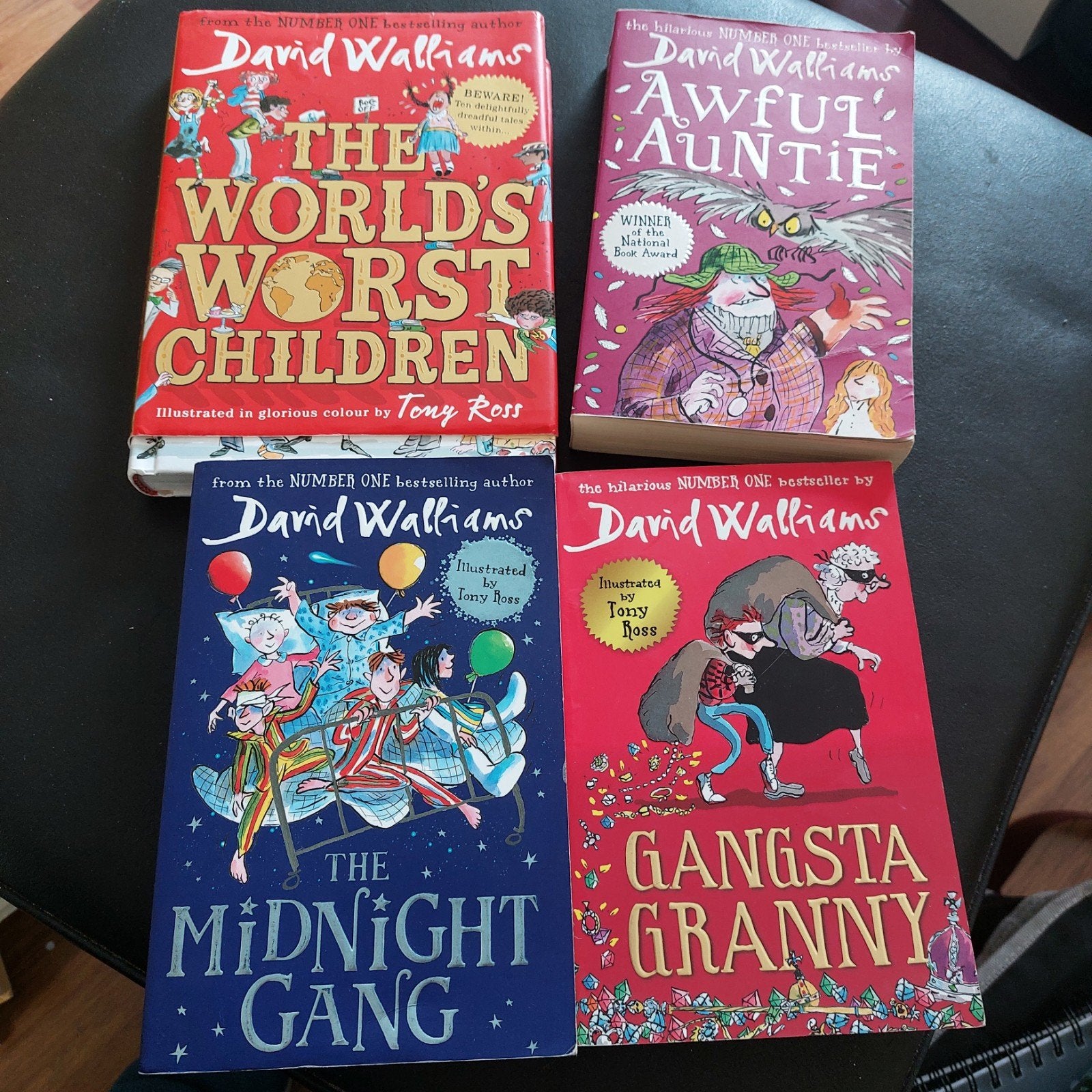 David Walliams boeken - Set van 4 kinderboeken, Boeken, Ophalen of Verzenden, Gelezen, David Walliams, Fictie