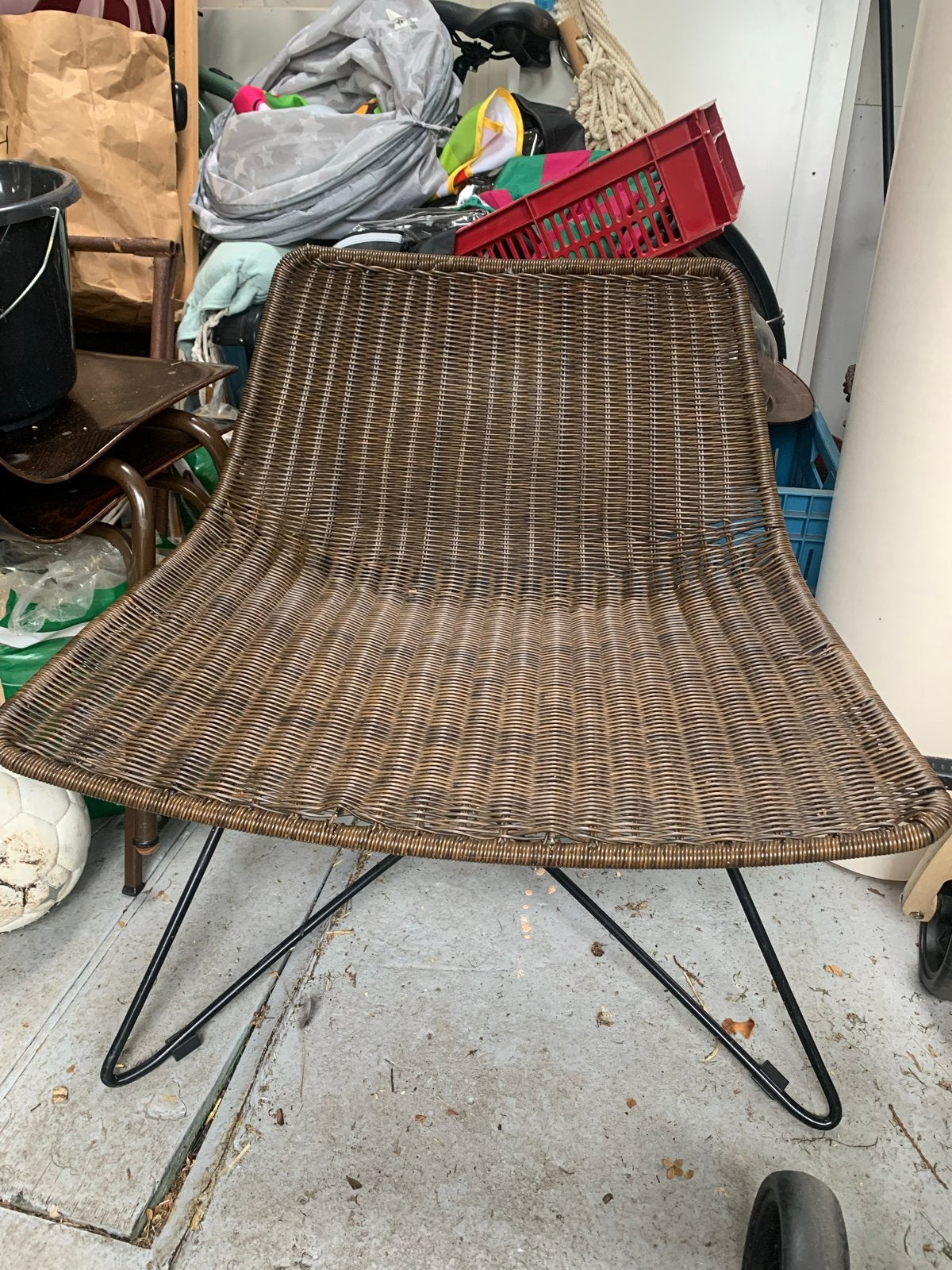 Rotan vlinderstoel, bruin, met metalen onderstel, Ophalen, Gebruikt, Bruin, Riet of Rotan