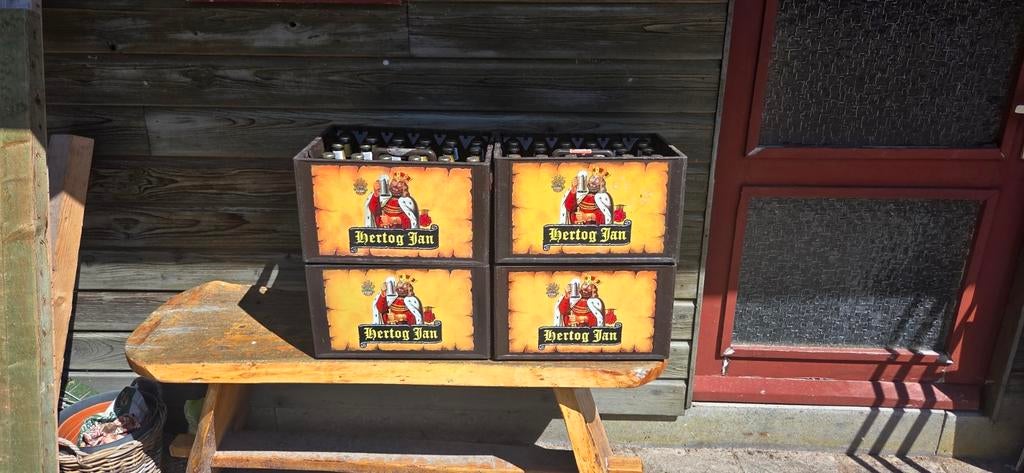 Volle kraten hertog jan, Ophalen, Versiering, Overige