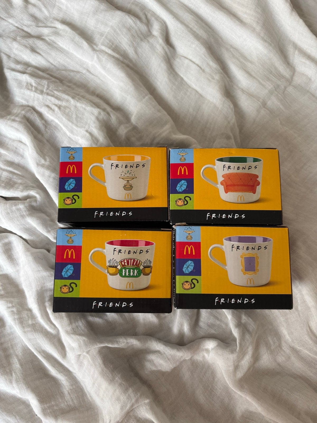 Friends mokken McDonald's collectie (4 stuks), Ophalen, Meerkleurig, Overige stijlen, Nieuw