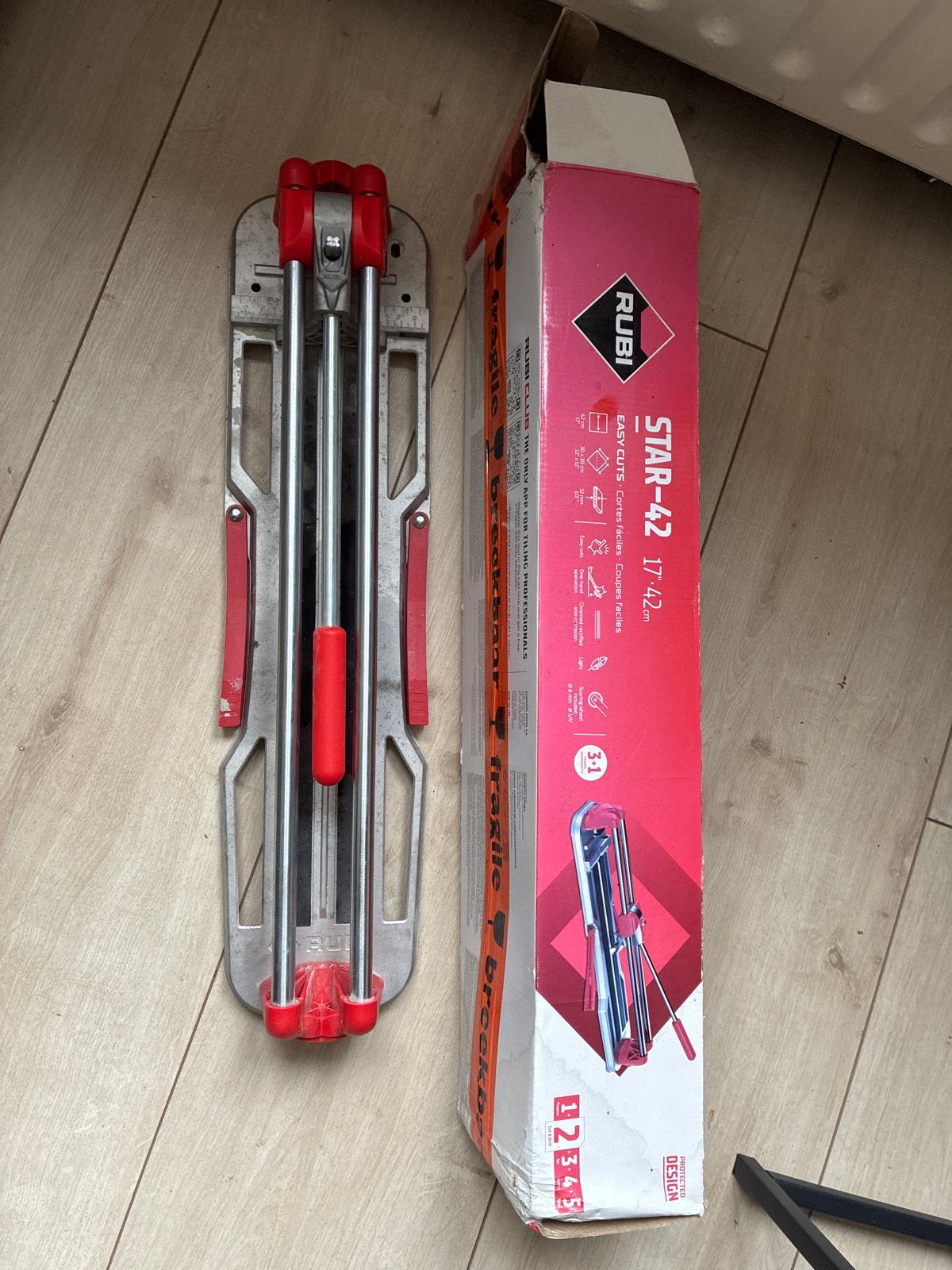 Rubi Star-42 N tegelzaag - weinig gebruikt, Ophalen, Gebruikt, Zaag, Rubi