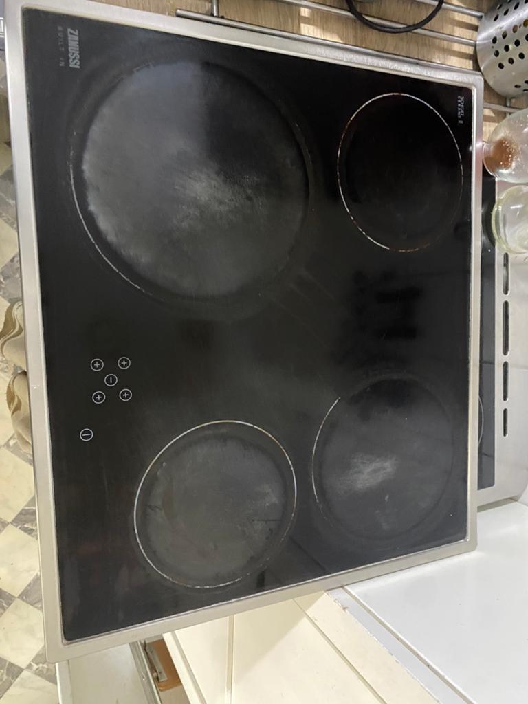 Zanussi Inbouw Keramische Kookplaat - 4 Kookzones, Gebruikt, Keramisch, Inbouw, 4 kookzones