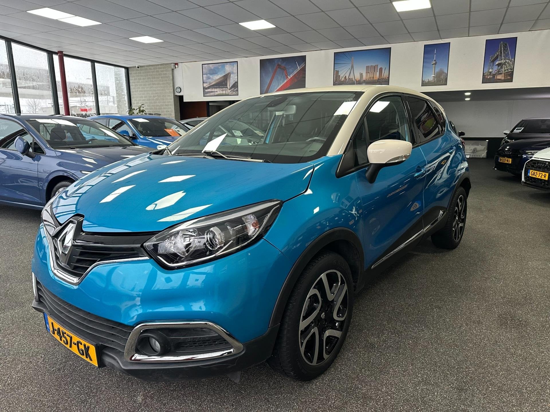 Renault Captur 1.2 TCe Barista, 4 cilinders, Parkeersensor, Blauw, Leder