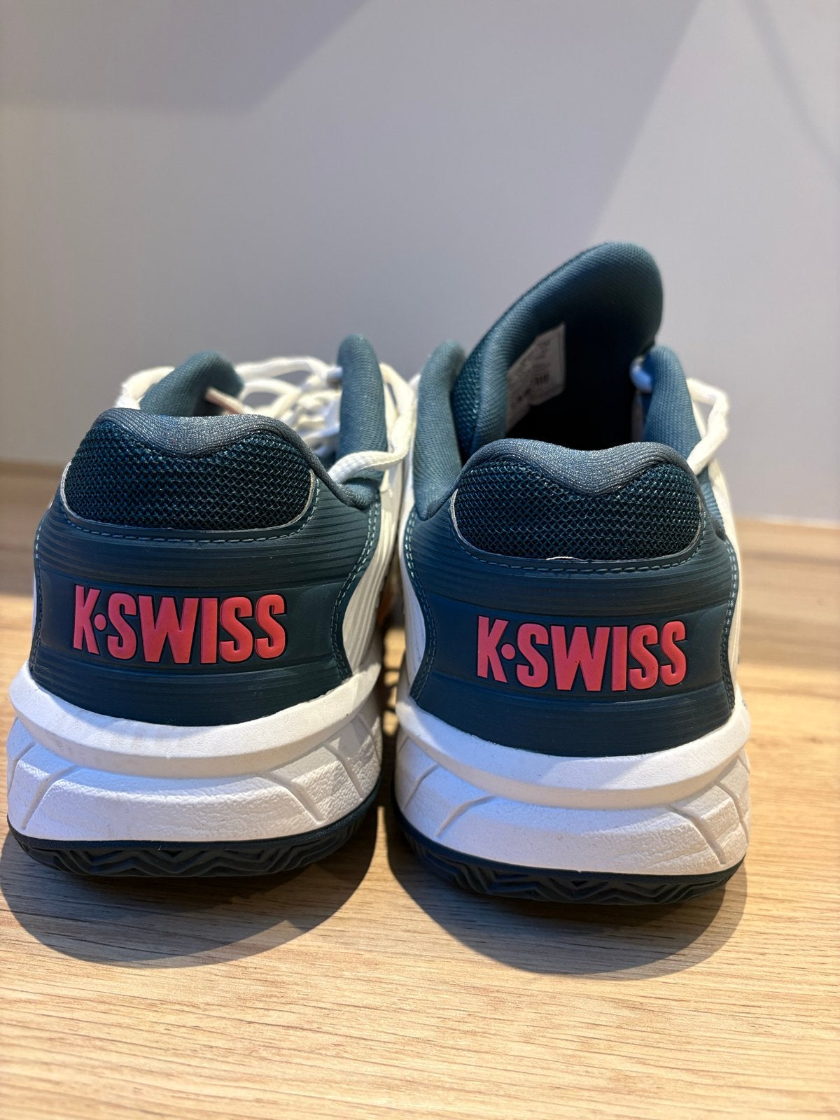 K-Swiss Hypercourt Express 2 Clay Tennisschoenen mt 47, Ophalen of Verzenden, Zo goed als nieuw, Schoenen, K-Swiss