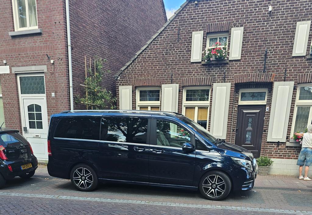 Mercedes V Klasse 300D AMG AVANTGARDE, Auto's, Mercedes-Benz, Particulier, Te koop