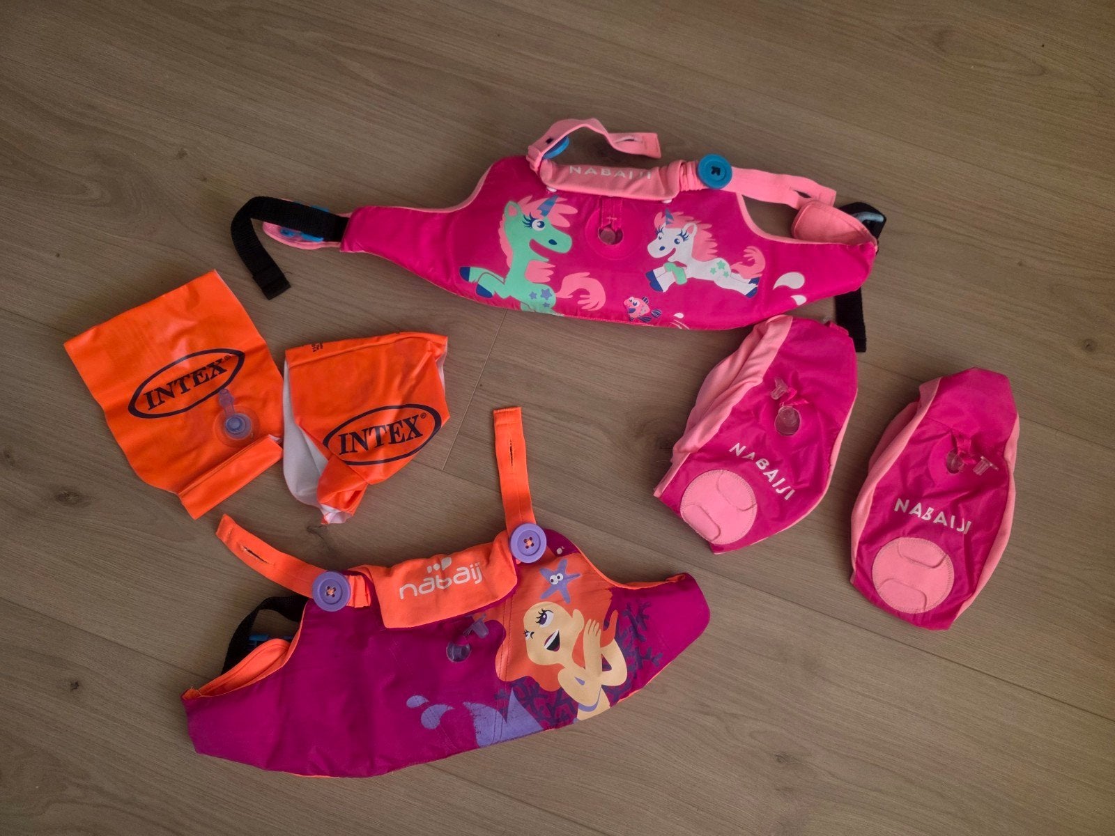 Nabaiji zwembandjes intex, Gebruikt, Overige maten, Ophalen of Verzenden, Zwem-accessoire