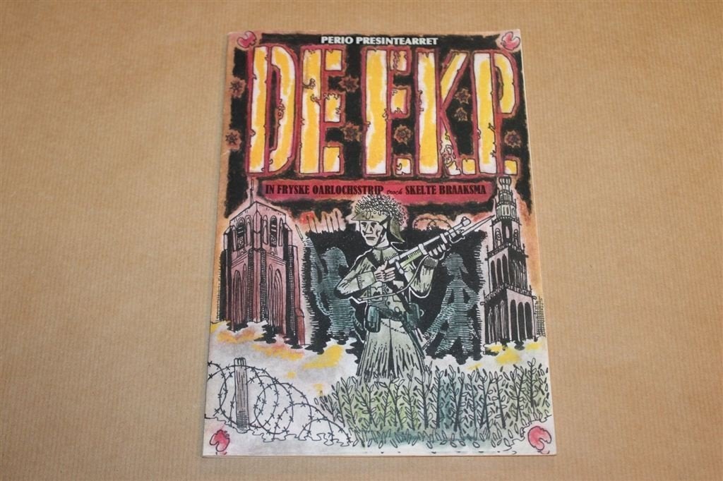 De F.K.P. — Friese Oorlogsstrip in het Fries, Perio 2010, Ophalen of Verzenden, Gelezen
