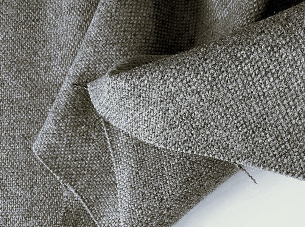 Bute Tweed CF740; grijstinten; max 8,5 meter meubelstof, Wol, 120 cm of meer, Ophalen of Verzenden, Grijs