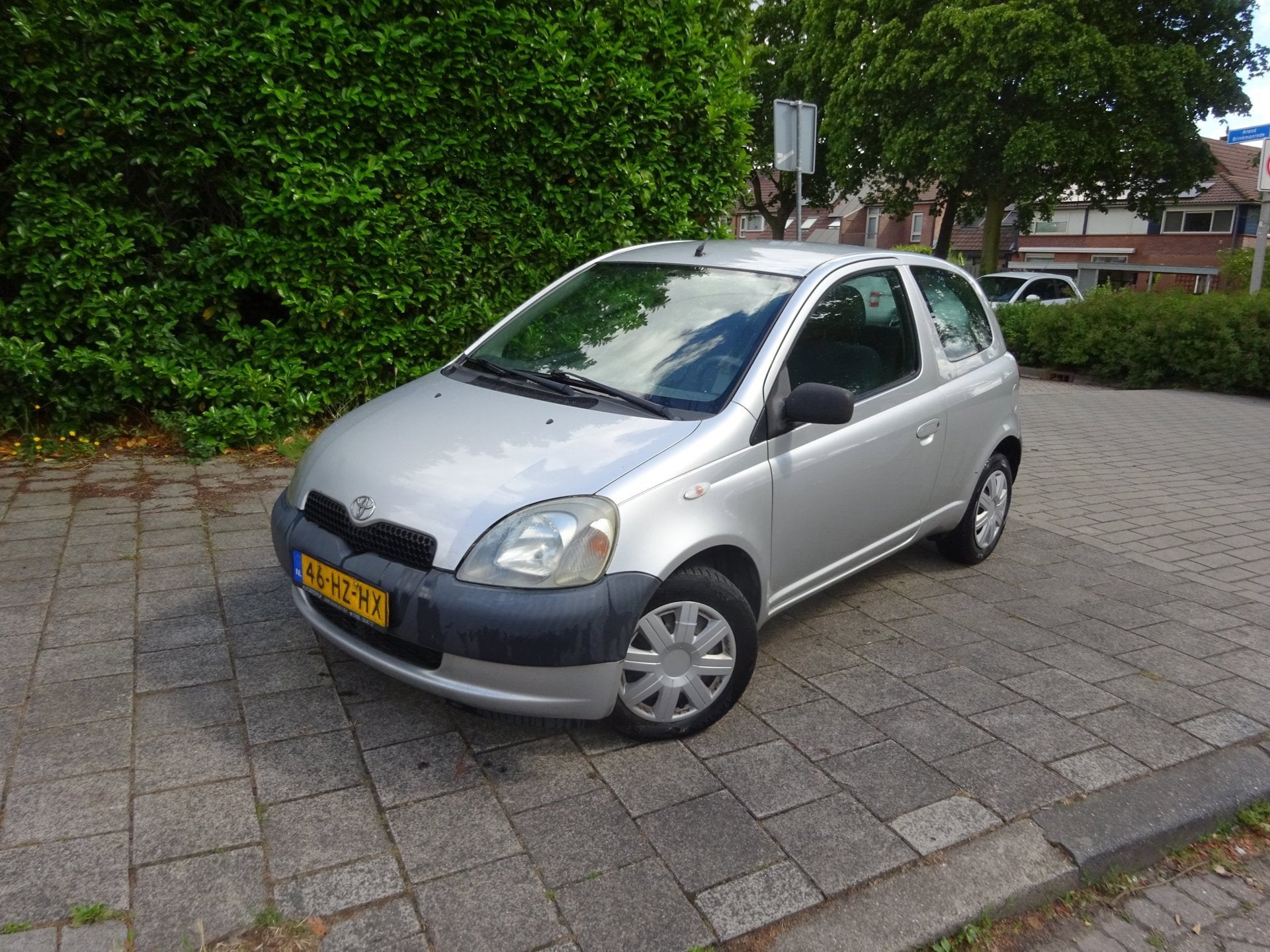 Toyota Yaris 1.0-16V VVT-i YORIN MET APK, Voorwielaandrijving, Gebruikt, 4 cilinders, 400 kg