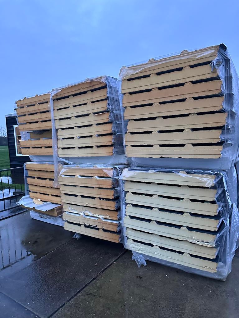 Sandwichpanelen dakplaten, 15,5cm dik, Overige kleuren, Nieuw, 15 m² of meer, Metaal