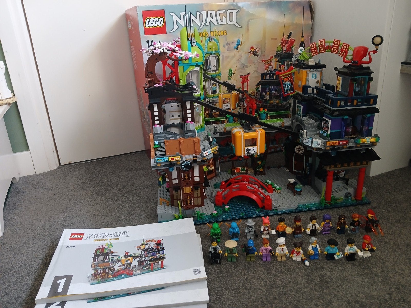 Lego ninjago city markets 71799 zgan, Verzamelen, Transformers, G1, Ophalen of Verzenden, Zo goed als nieuw