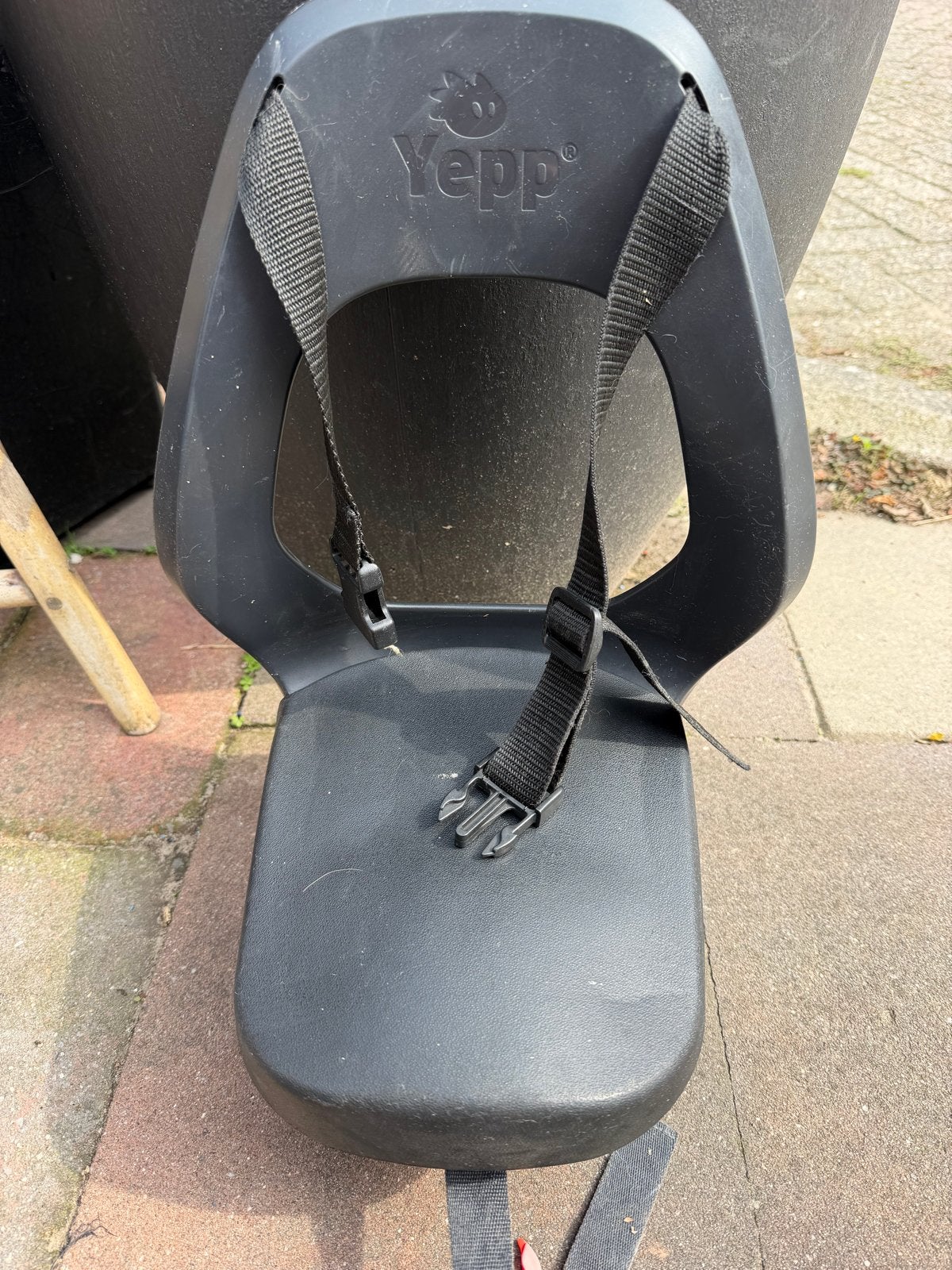 Yepp Junior fietszitje - Gebruikt met lichte beschadiging, Fietsen en Brommers, Ophalen of Verzenden, Gebruikt, Achterzitje
