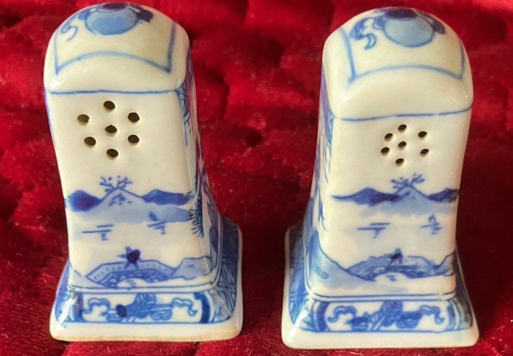 Twee blauwe Chinese porseleinen peper en zout stel ca. 1920, Ophalen of Verzenden