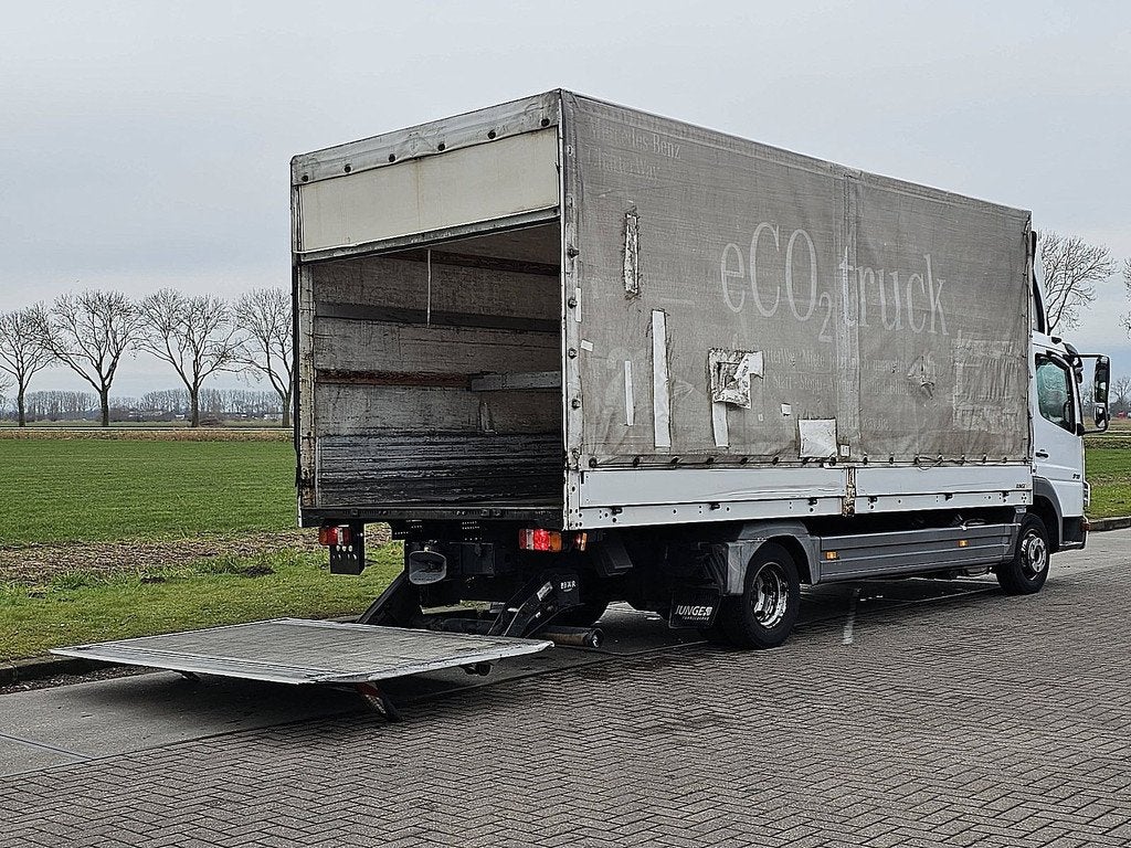 MERCEDES-BENZ ATEGO 818 manual airco lift, Auto's, Euro 5, Wit, Mercedes-Benz, Bedrijf