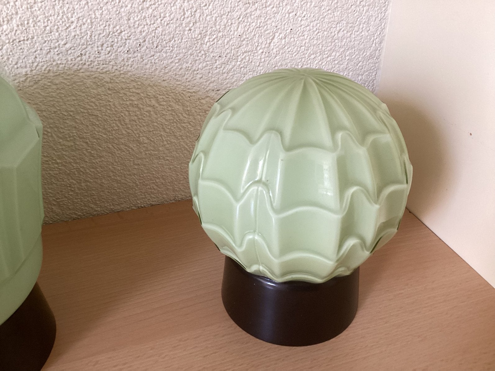 Thabur Art-Deco plafondlamp,groenig glas met bakeliet,30e ja, Antiek en Kunst, Ophalen of Verzenden