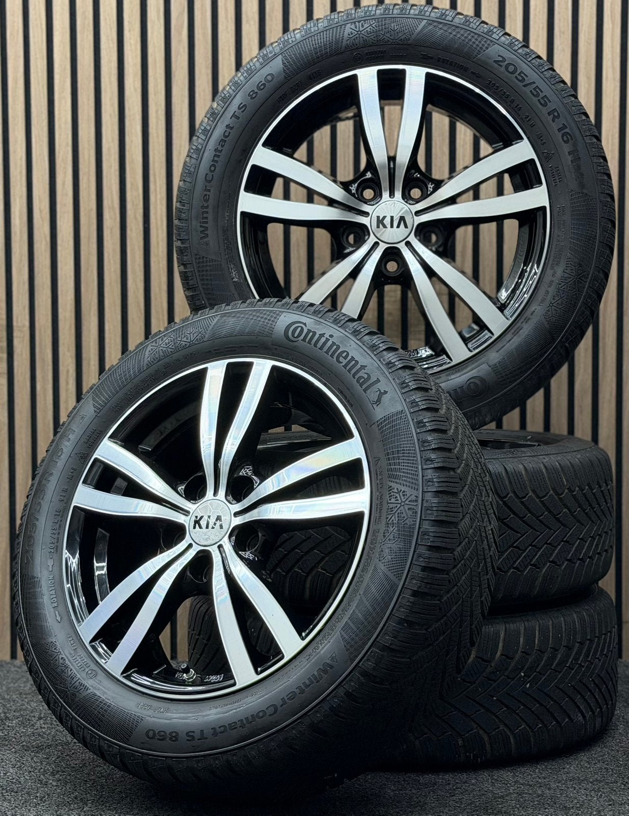 16 inch Dezent TC - Kia Ceed Carens 5x114.3 ET45 Continental, Ophalen, 16 inch, ., Banden en Velgen
