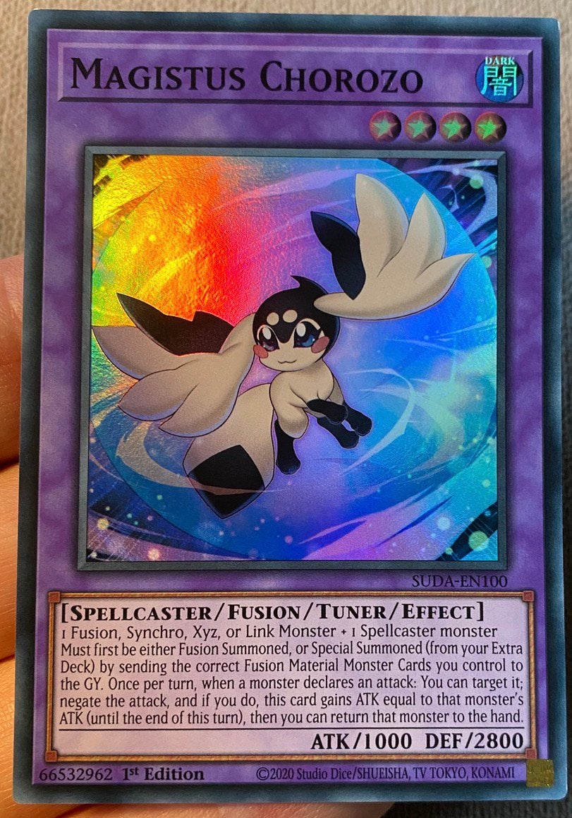 Yu-Gi-Oh! Magistus Chorozo SUDA 1st Edition !, Ophalen of Verzenden, Zo goed als nieuw, Losse kaart, Foil