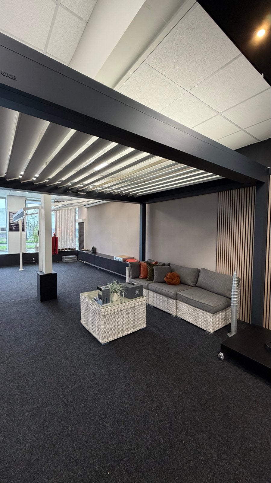 Brustor B250 XL Lamellen Dak met Screen en LED, Ophalen, Nieuw, Overige typen