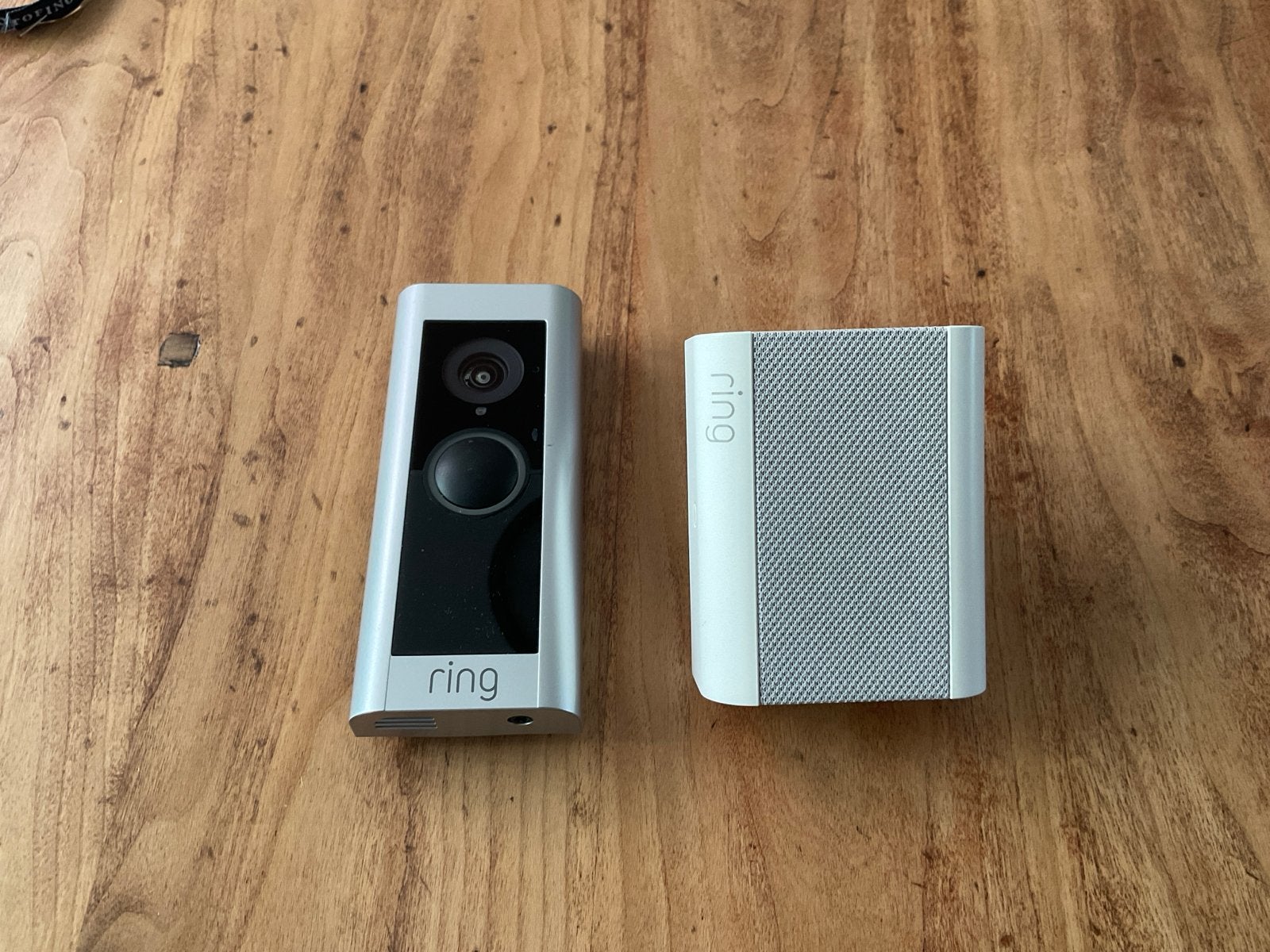 Ring Video Deurbel Pro 2 (bedraad) met Chime - Zilver, Ophalen of Verzenden, Bewegingsdetectiesensor, Zo goed als nieuw, Bedraad