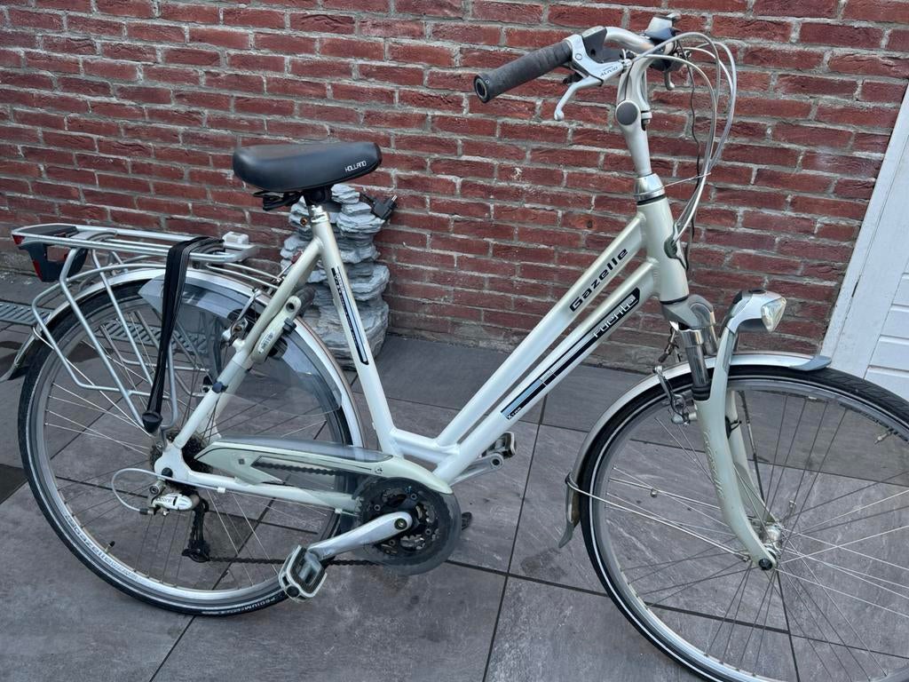 Gazelle fuente damesfiets, Fietsen en Brommers, Fietsen | Dames | Damesfietsen, Versnellingen, Zo goed als nieuw, Gazelle, 56 cm of meer