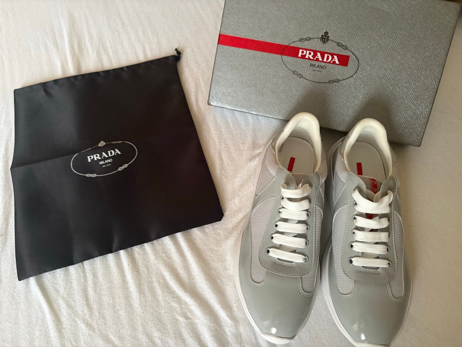 Prada Sneakers - Ongedragen., Overige kleuren, Ophalen of Verzenden, Sneakers of Gympen, Zo goed als nieuw