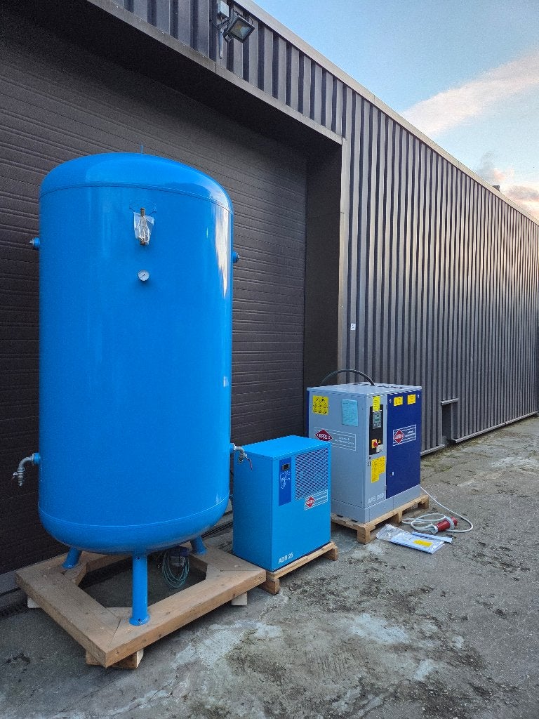 Airpress gecoat drukvat 2000 Liter 12 bar, Ophalen, 800 liter/min of meer, Zo goed als nieuw, 10 bar of meer