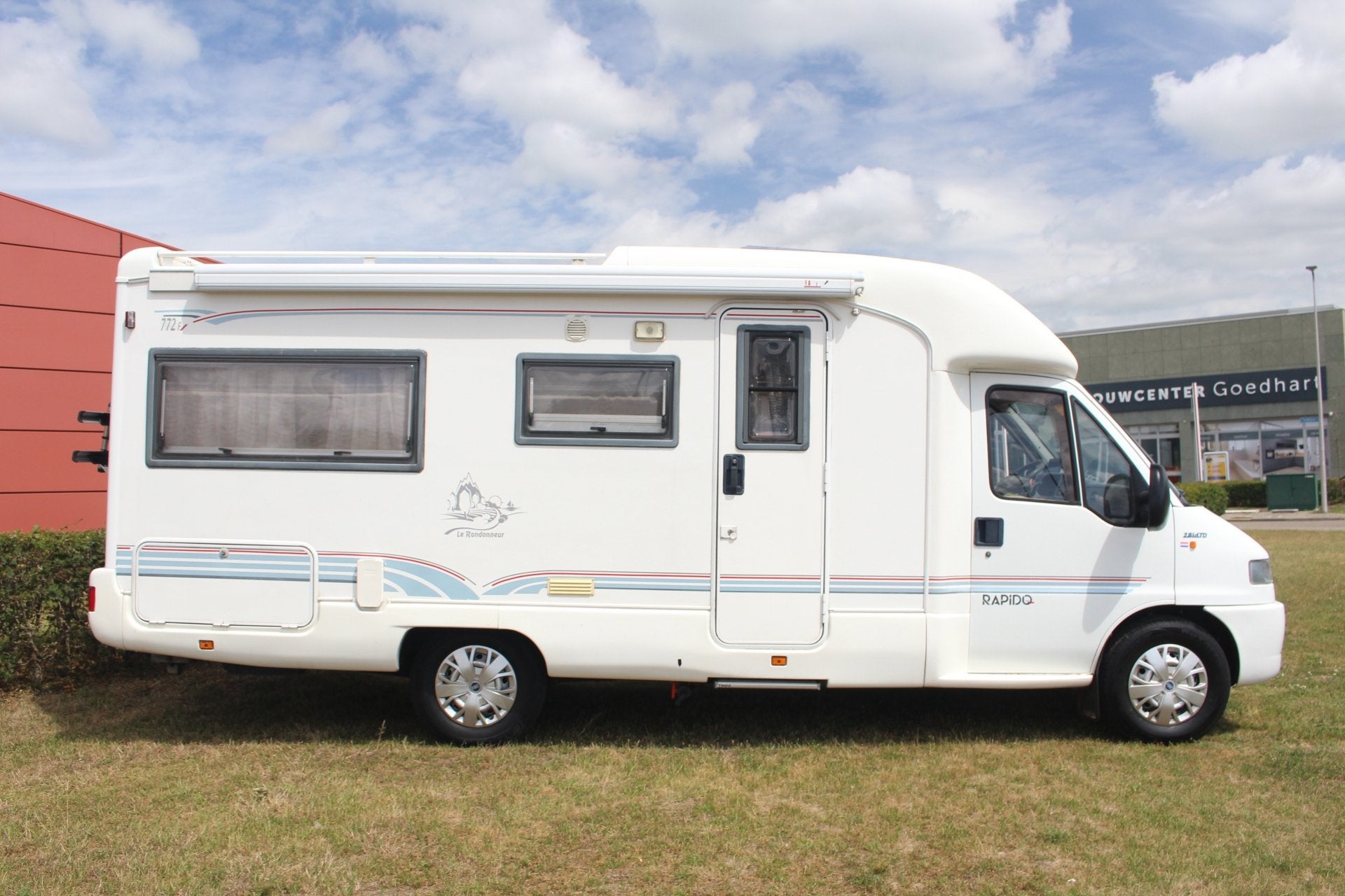 Caravans And Camping Rapido
