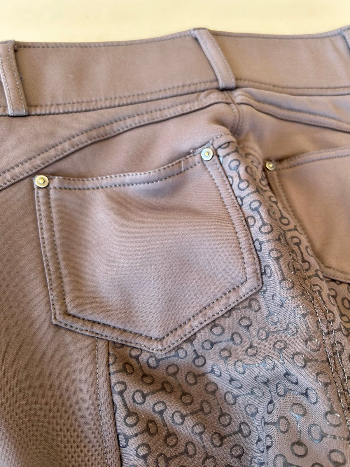Mooie paars/grijze paardrijbroek te koop!, Dieren en Toebehoren, Paardrijkleding, Kinderen, XS, Zo goed als nieuw, Harry's Horse