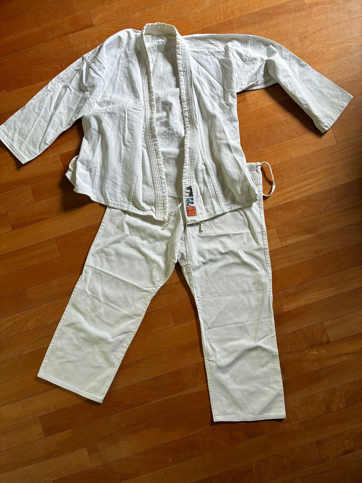 Te koop Jiu Jitsu (judo) pak, maat S, Gebruikt, Vechtsportpak, Ophalen of Verzenden, Jiu-Jitsu