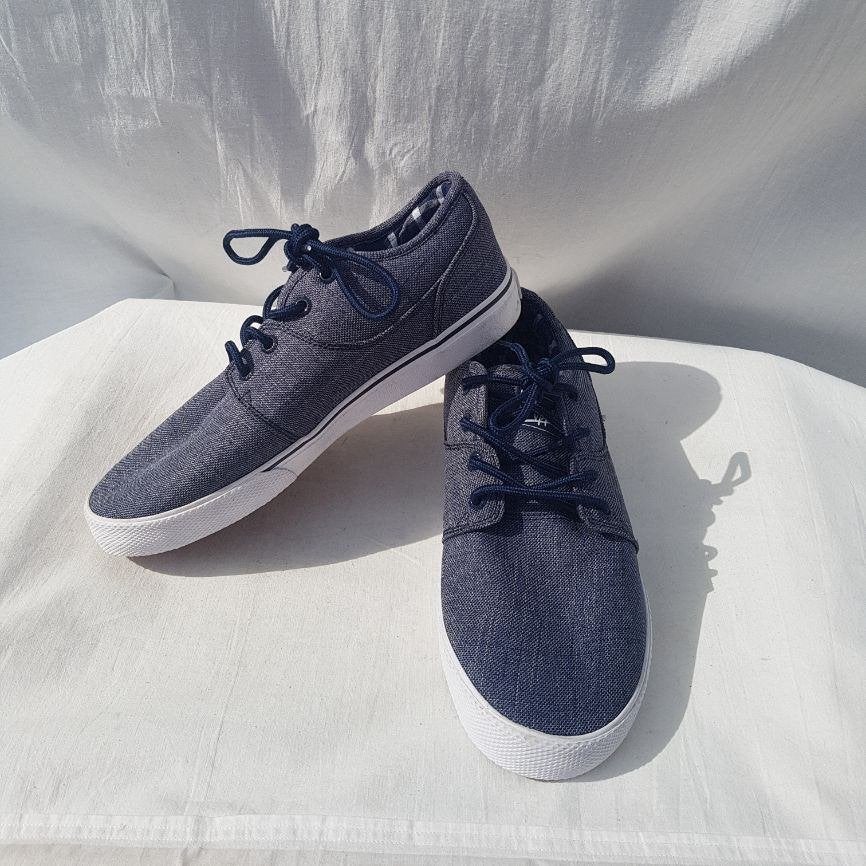 Grijze heren schoenen. ONGEDRAGEN Mt 38.Merk Appleyard Globe, Overige kleuren, ., Nieuw, Ophalen of Verzenden