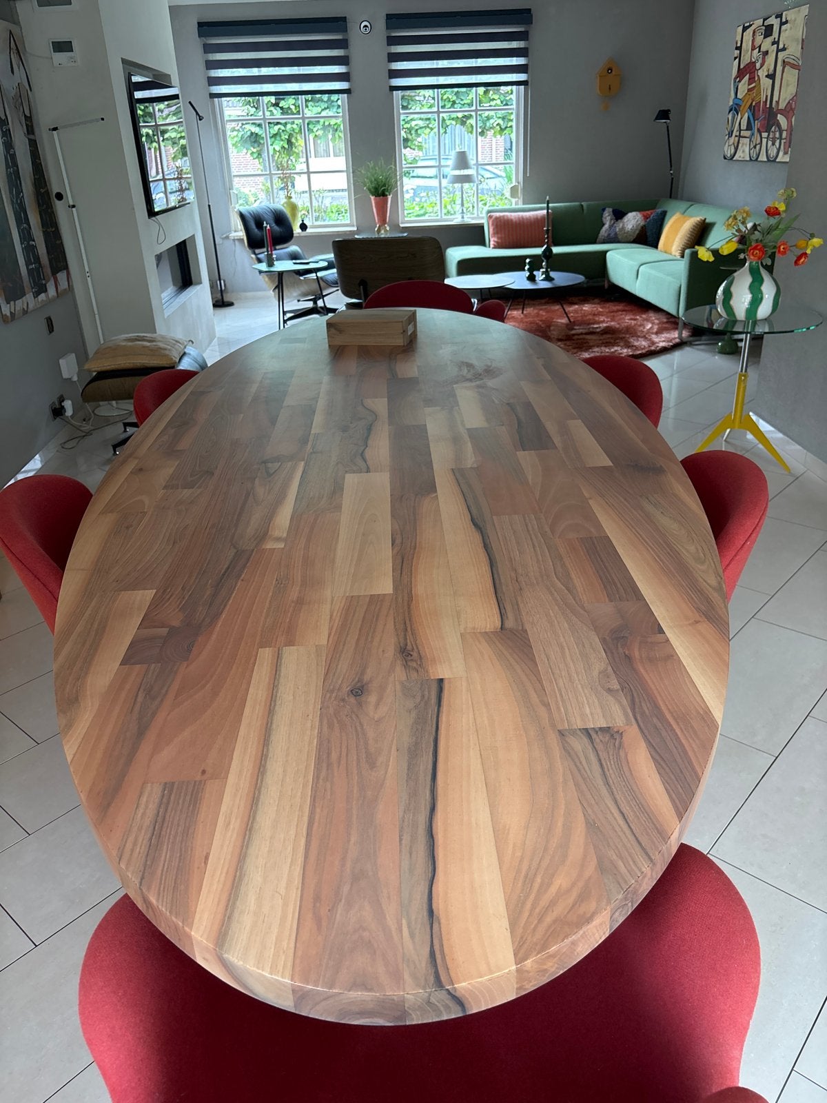 Pilat & Pilat ovale eettafel van walnoot, 100 tot 150 cm, 200 cm of meer, Ophalen of Verzenden, Zo goed als nieuw