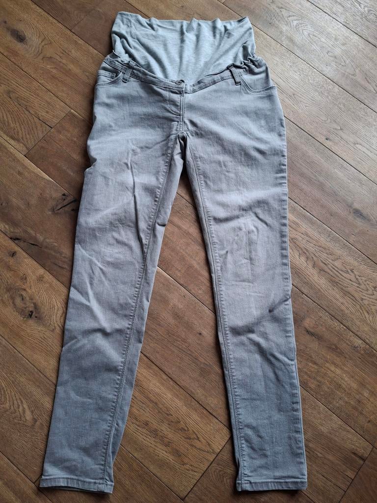 Comfortabele grijze zwangerschapsbroek - Love2Wait, Love2Wait, Maat 42/44 (L), Ophalen of Verzenden, Grijs