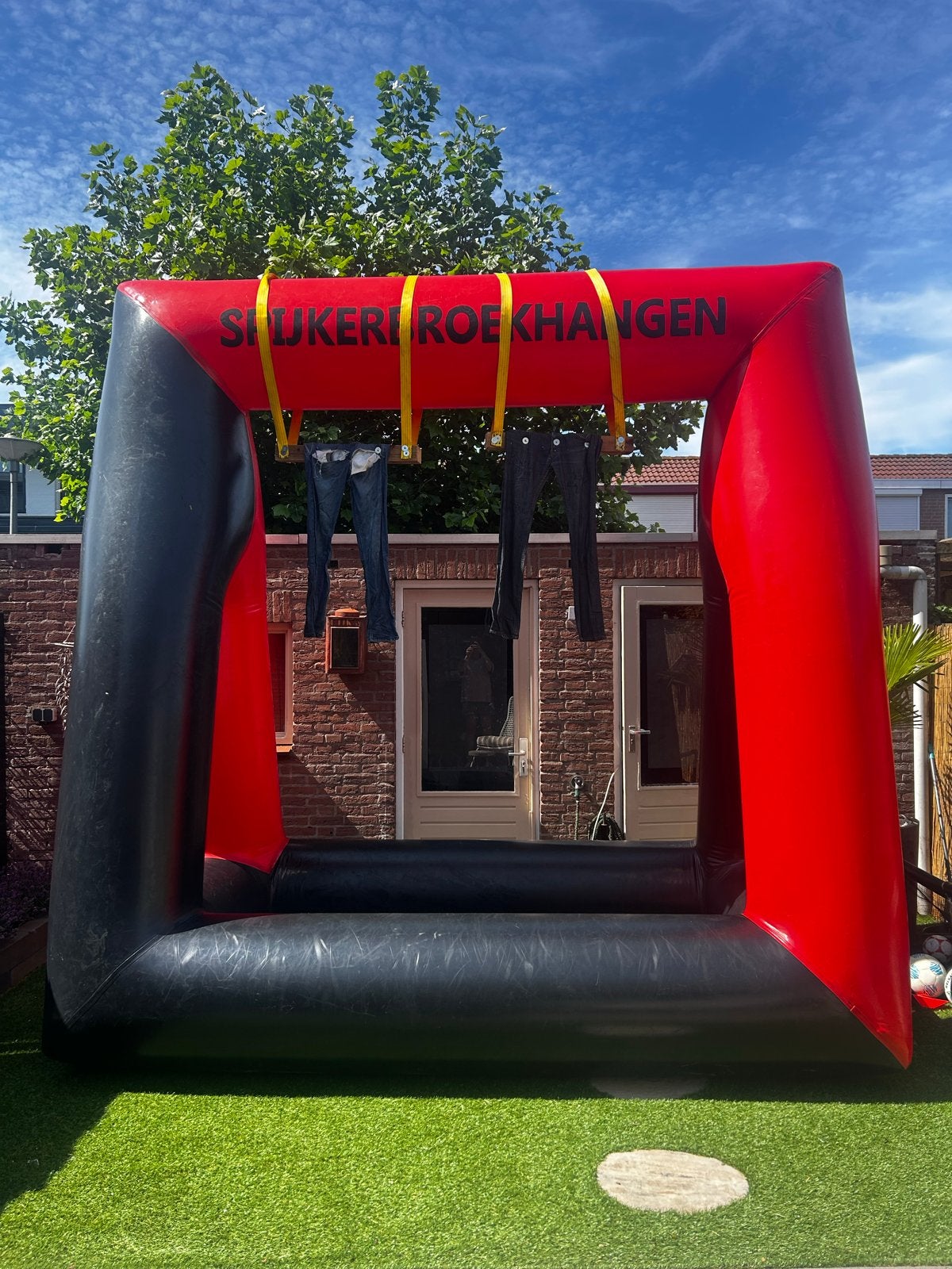 Opblaasbaar Spijkerbroekhangen te koop!, Ophalen of Verzenden, Gebruikt