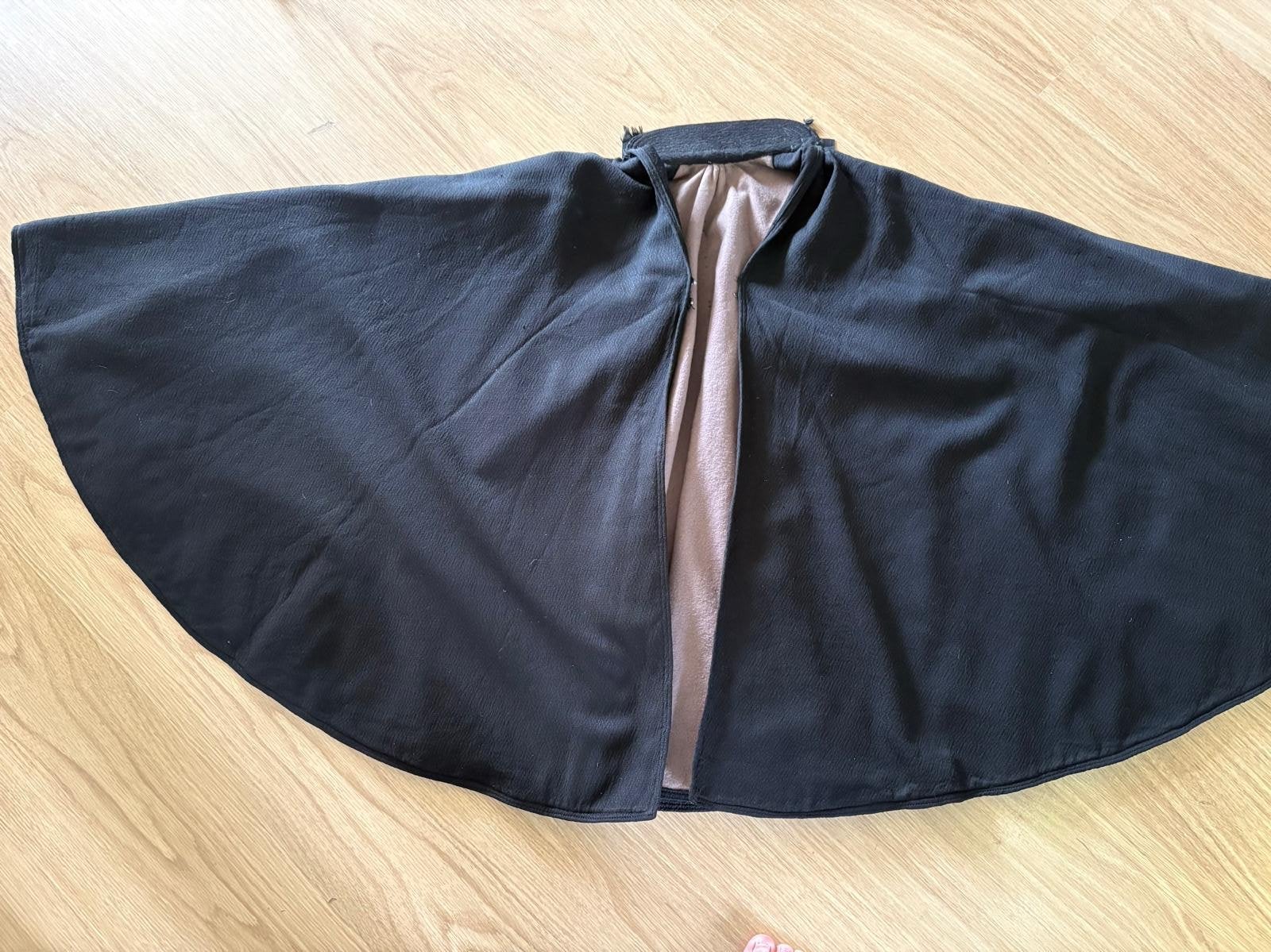 Originele Scheveningse dracht schoudermantel, Ophalen, Dames
