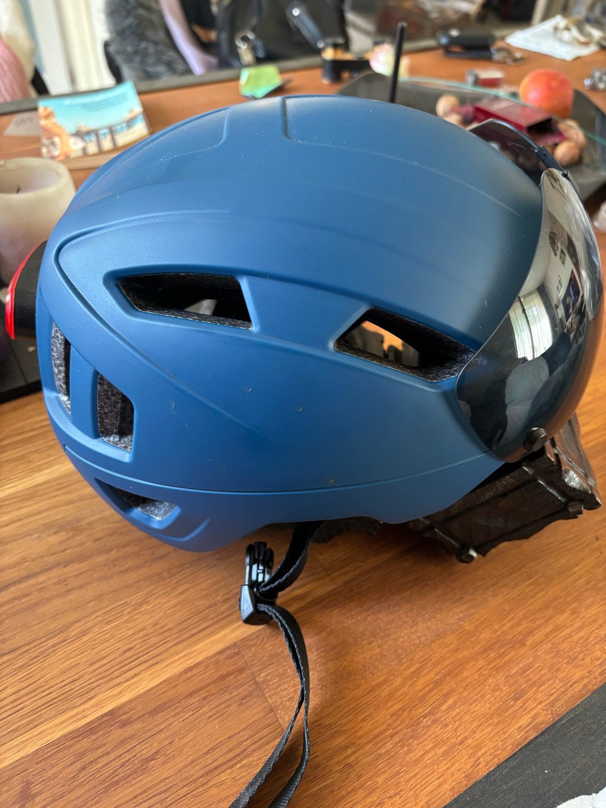 Foto 7 van GOOFF  speed pedelec helm met vizier en achterlicht - Blauw