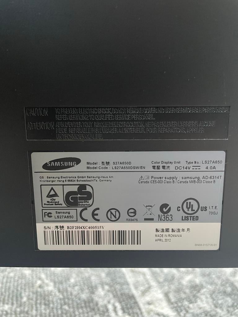 Samsung SyncMaster SA650 Monitor - 27 inch, Ophalen, Gebruikt, In hoogte verstelbaar, Full HD