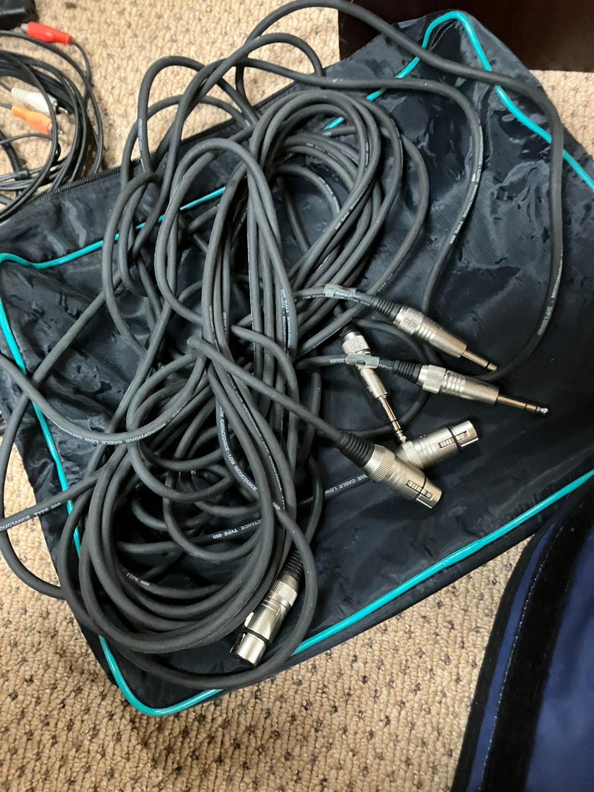 Partij audiokabels (XLR, Jack) + opbergtas, Ophalen of Verzenden, Zo goed als nieuw