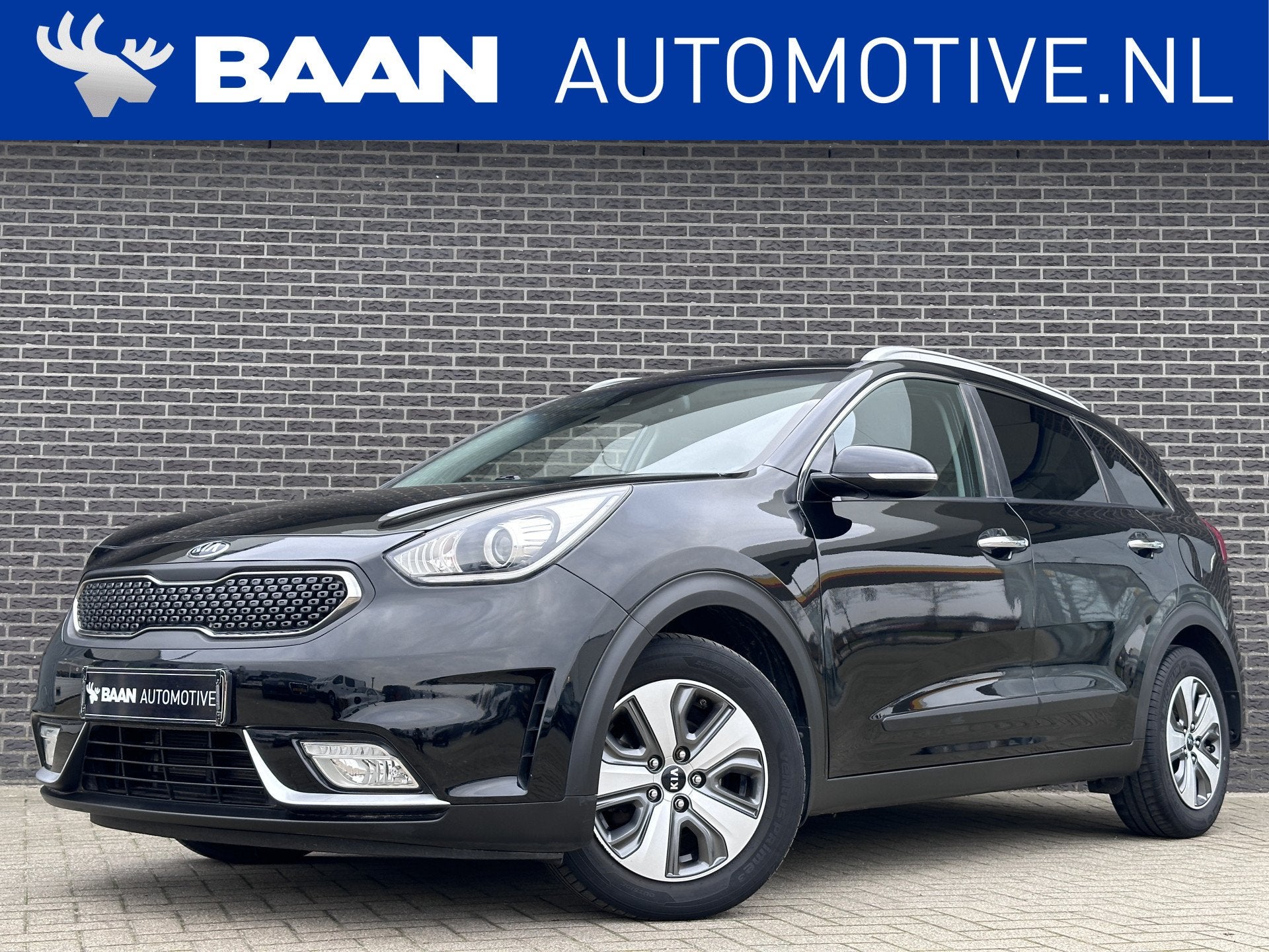 Kia Niro 1.6 GDi Hybrid ComfortLine | Camera | Navigatie | D, Auto's, Kia, Gebruikt, Euro 6, Leder en Stof, Zwart