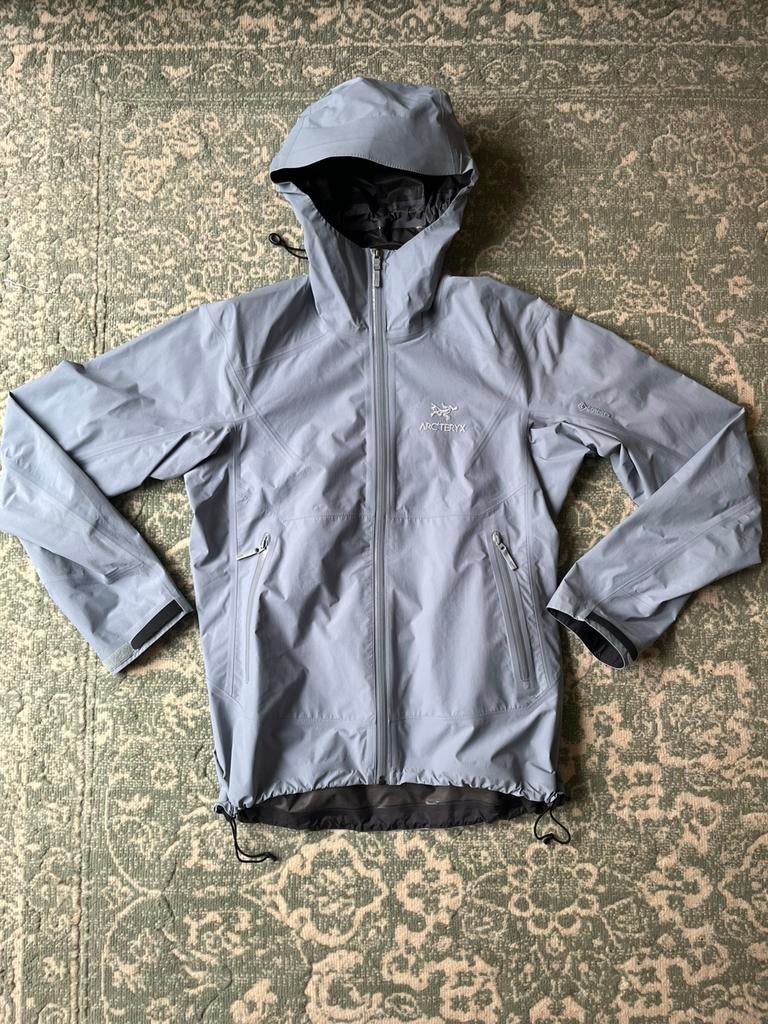 Arc’teryx Zeta SL Zomerjas, Ophalen of Verzenden, Zo goed als nieuw, Maat 38/40 (M), Blauw