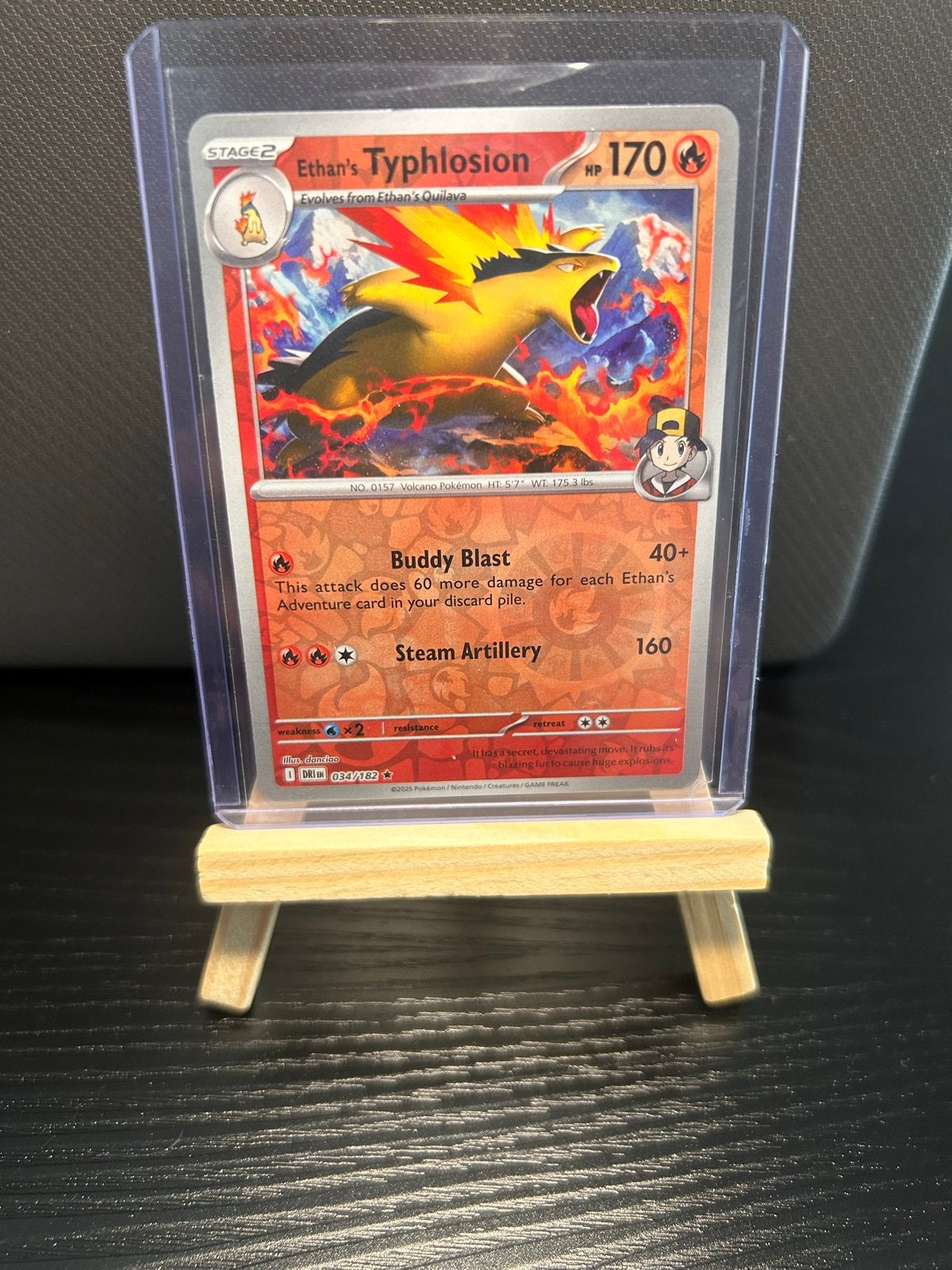 Ethan's Typhlosion 054/182 NM met toploader en sleeve, Ophalen of Verzenden, Zo goed als nieuw, Losse kaart