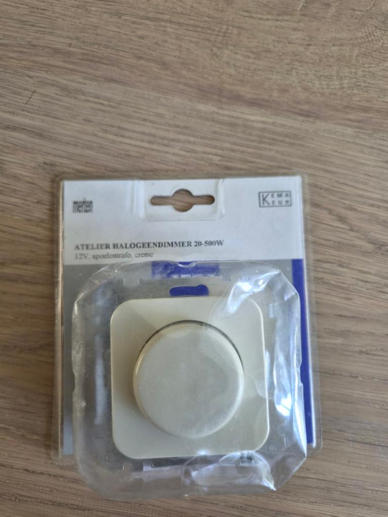 Merten Atelier Halogeendimmer 20-500W 12V Spoelentrafo Crème, Ophalen of Verzenden, Nieuw, Schakelaar
