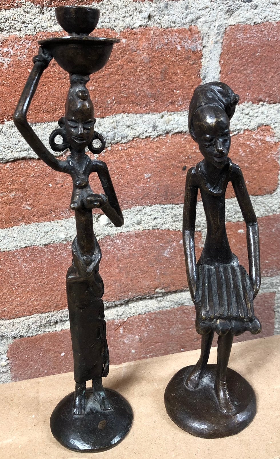 2x Bronzen beeldjes Handgemaakt in Burkina Faso, gegr. Ali, Ophalen of Verzenden, Brons, Beeld, Bruin