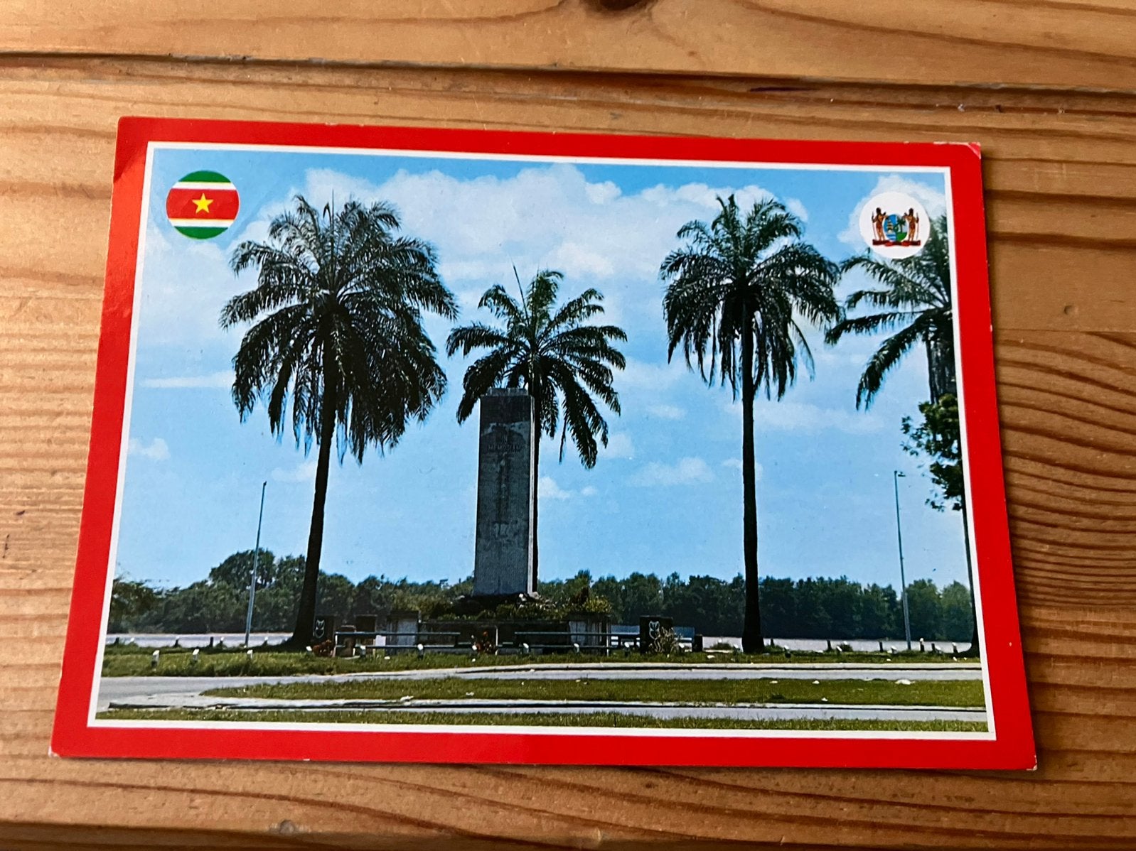 Ansichtkaart Suriname, oorlogsmonument paramaribo, Ophalen of Verzenden