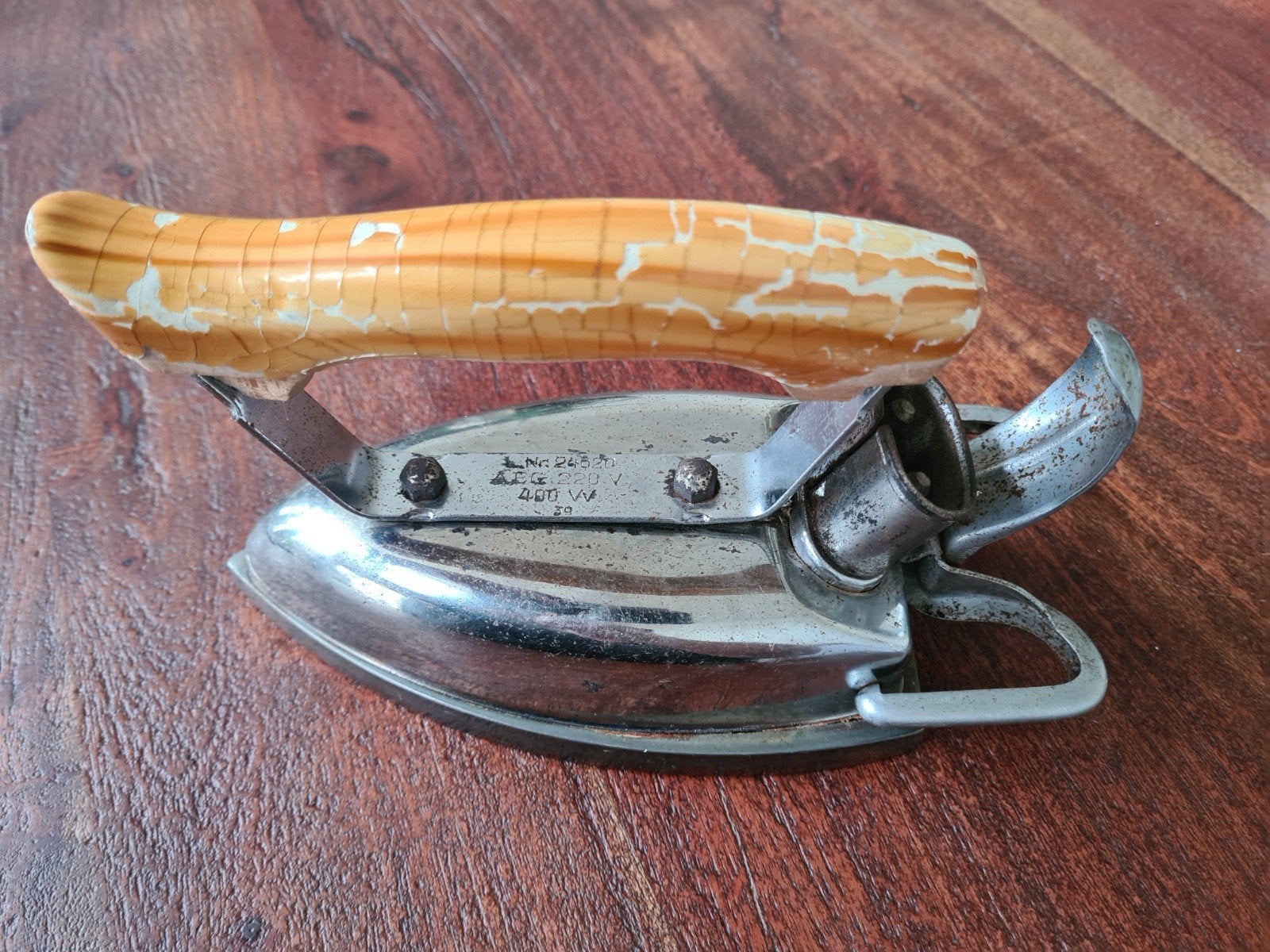 Vintage AEG Strijkijzer - Model 24620, 220V, 400W, Ophalen of Verzenden