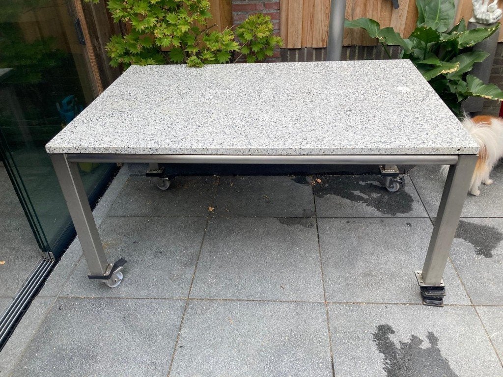 Rvs tuintafel met grantiet blad, Ophalen, Gebruikt, Rechthoekig, Overige materialen