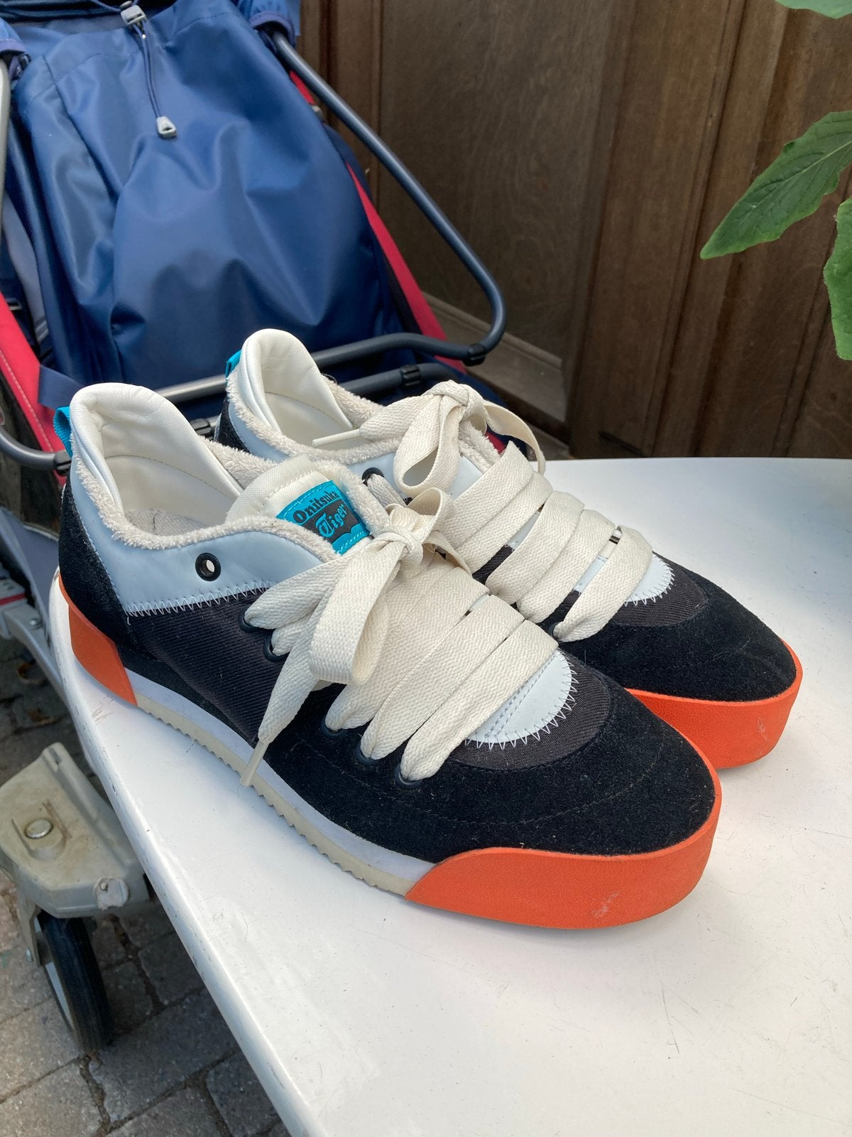 Onitsuka Tiger sneakers - maat 40 Zo goed als nieu, Kleding | Dames, Schoenen, Ophalen of Verzenden, Zo goed als nieuw, Zwart